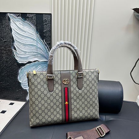 GUCCI レプリカ、GUCCI ショルダーバッグ、GUCCI ハンドバッグ、メンズ GUCCI バッグ、GGロゴ バッグ、ジップトップバッグ、GUCCI スーパーコピー、GUCCI 同款、高級レプリカ、ビジネスバッグ、メンズ ファッションバッグ