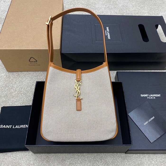 YSL コピー品