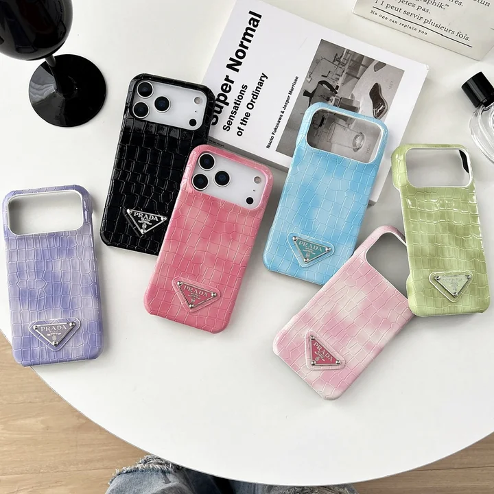 プラダ iPhone17 ケース
