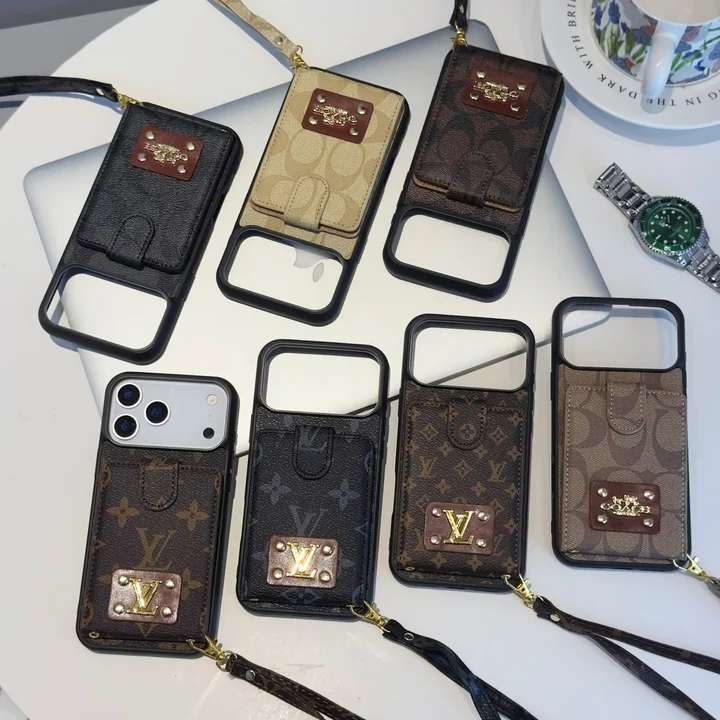コーチ iPhone17pro スマホケース ストラップ付き