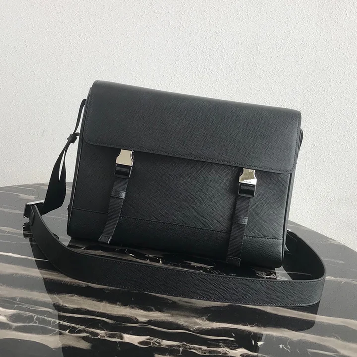 プラダ メンズバッグスーパーコピー 代引き