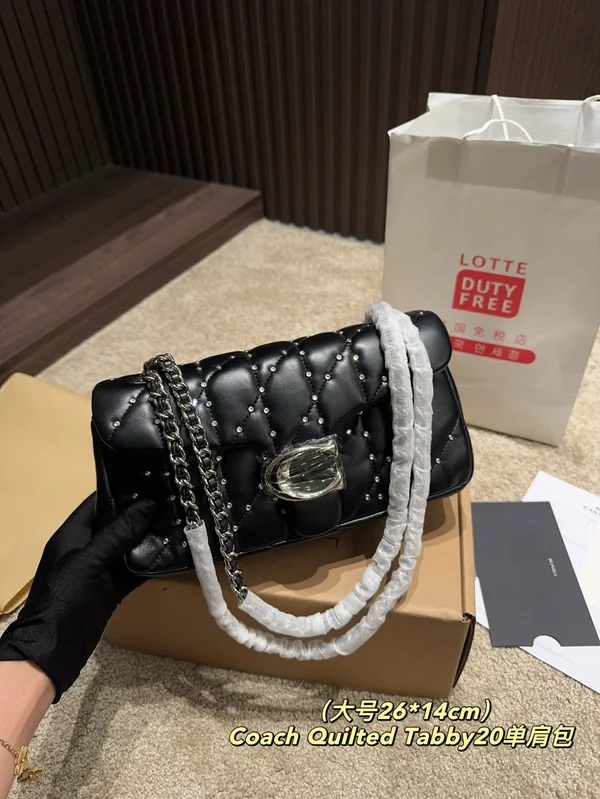 COACH タビー ショルダーバッグ 26