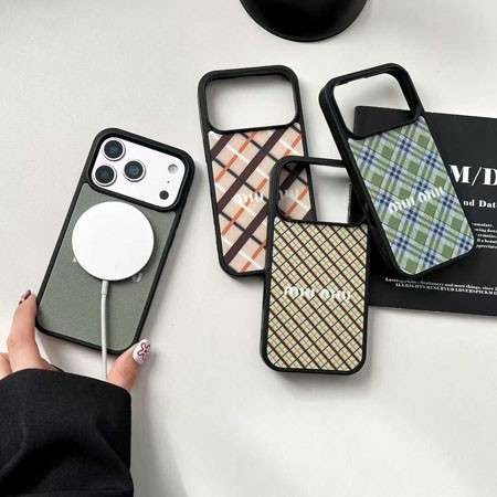 miumiu magsafeスマホケース