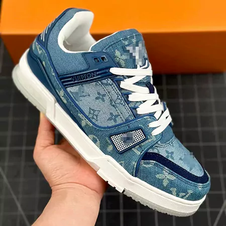 ルイヴィトン スニーカー