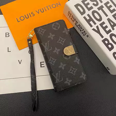 gucci レザー iphone 16 ケース ブランド