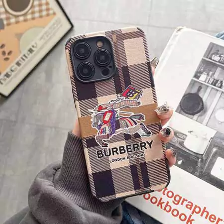 アイフォーン 15 プロ ケースburberry バーバリー