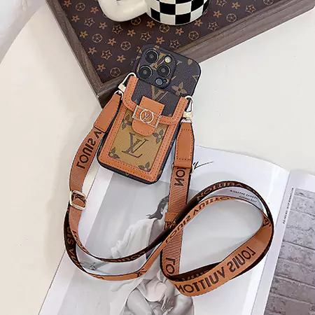 LOUIS VUITTON iphone16携帯ケースカーフレザー