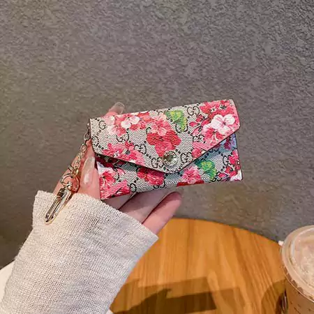 ハイブランド コイン入れ おすすめ グッチ 人造革 友達へのプレゼント 金具 ミニ財布 ボタン式 鍵収納 ビジネス風 ロゴ付き 横開き カード収納 送料無料 小さめ 蜂 小銭入れ GG 流行り