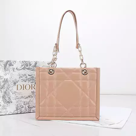 DIOR ESSENTIAL スモールトートバッグ