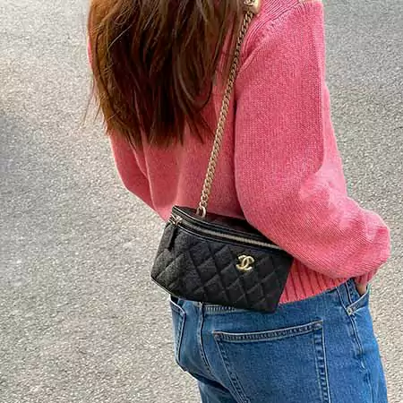 Chanel 流行りショルダーバッグ