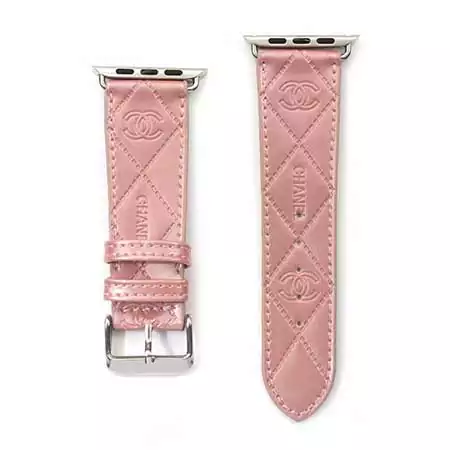 chanel スマートウォッチバンド 適当な厚さ 流行り 欧米風 ハイブランド Apple Watch アップルウォッチバンド 売れ筋 人工皮革 穴留め式 シャネル 汗に強い ロゴ付き 耐熱 送料無料