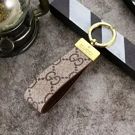 男女兼用 グッチ 新作 キーホルダー ブランド ビジネス風 高品質 ルイビトン ロゴ付き ステンレス キーリング レザー おすすめ 友達へのプレゼント