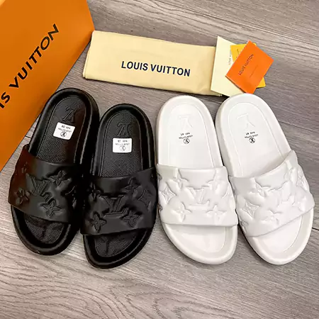 カップルに人気 ルイヴィトン べナッシ モノグラム サンダル ブラック ホワイト お洒落 LV スリッパ 高品質 ゴム