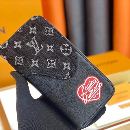 ルイヴィトン NIGO 長財布