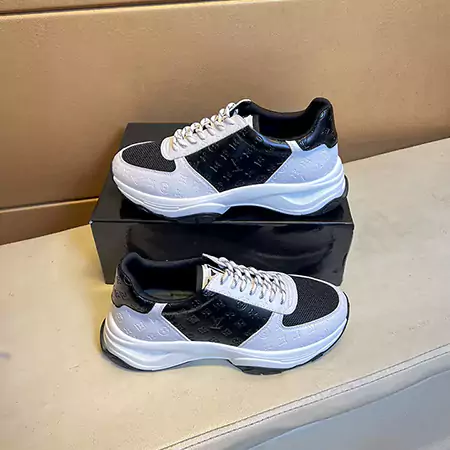 新登場 ルイヴィトン スニーカー