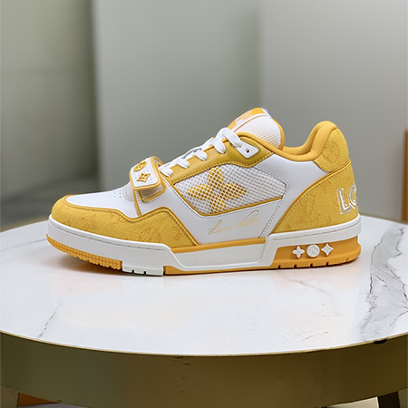 ルイヴィトン スニーカー