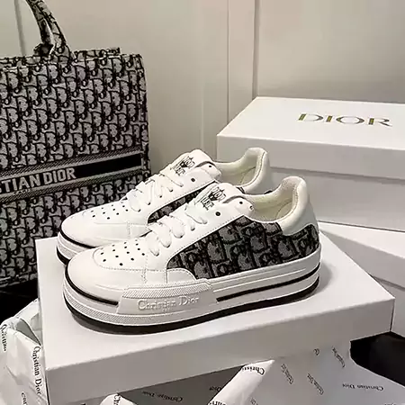 ディオール プラットフォームスニーカー