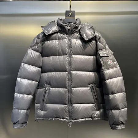 モンクレール Moncler Couyere ダウンジャケット