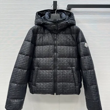 モンクレール Moncler Couyere ダウンジャケット