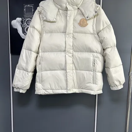 モンクレール Moncler Couyere ダウンジャケット