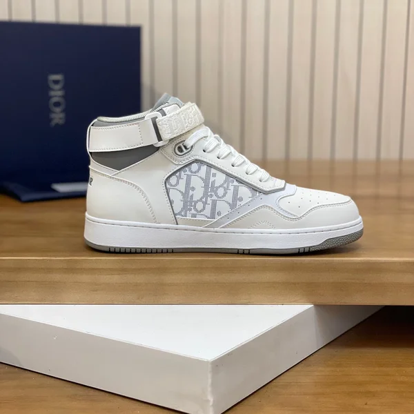 ディオール B27 ハイカットスニーカー