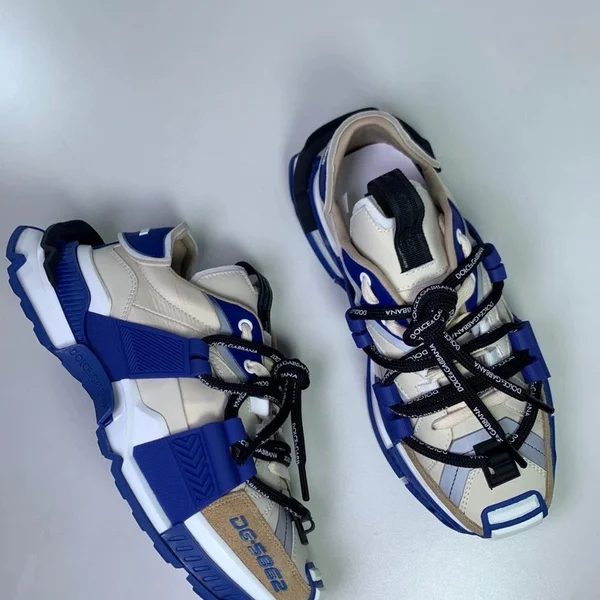 ハイブランドスニーカー