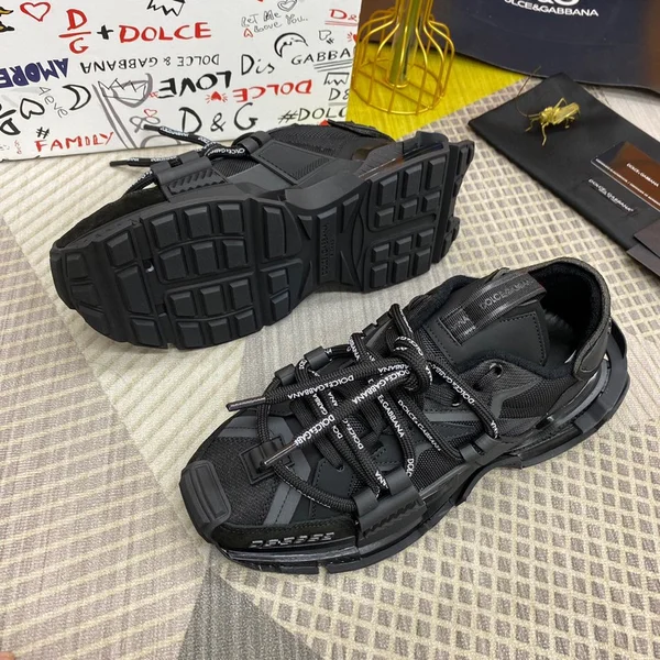 Dolce&Gabbanaスペーススニーカー