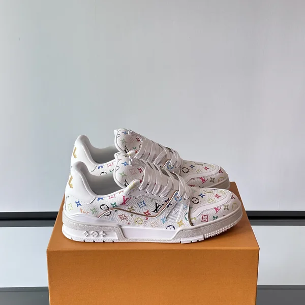 LV×TM LVトレイナー スニーカー