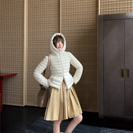 モンクレール Moncler Couyere ダウンジャケット