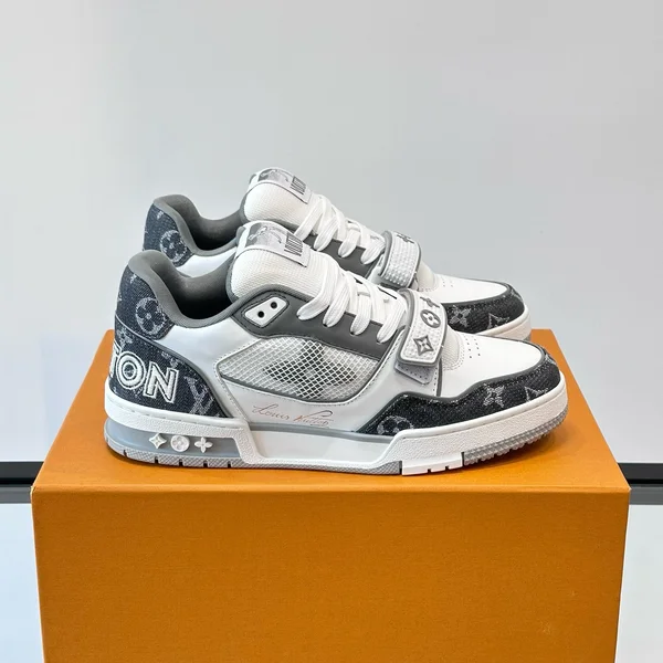 ルイ・ヴィトン スニーカー