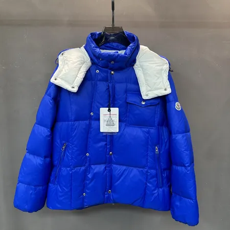 モンクレール Moncler Couyere ダウンジャケット