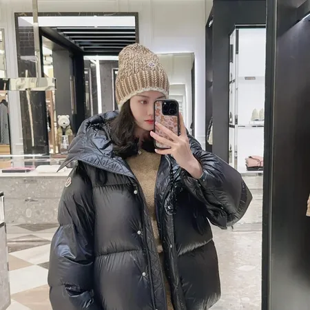 モンクレール Moncler Couyere ダウンジャケット