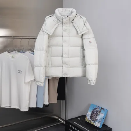 モンクレール Moncler Couyere ダウンジャケット