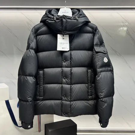 モンクレール Moncler Couyere ダウンジャケット