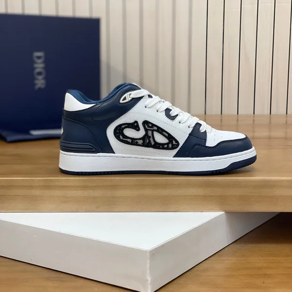 Dior B57 ミッドトップ スニーカー