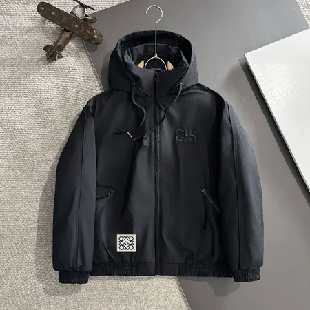 ロエベ Loewe ダウンジャケット