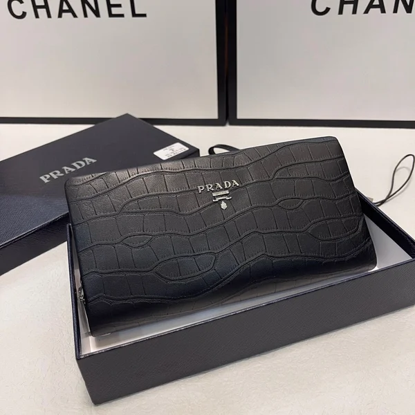 プラダ 長財布 メンズ