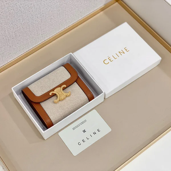 セリーヌ スモールフラップウォレット