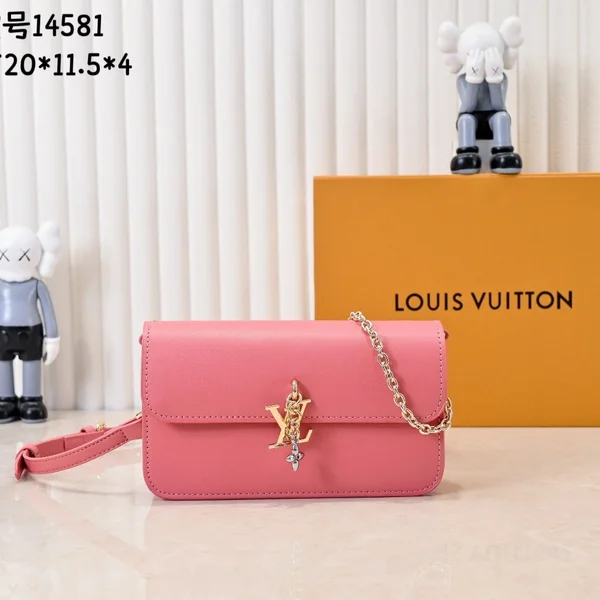 Louis Vuitton ウォレット オン チェーン