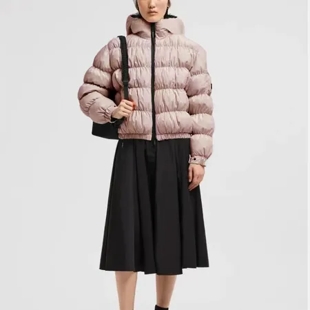 モンクレール Moncler Couyere ダウンジャケット