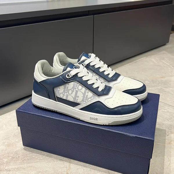 DIOR B27 アップタウン