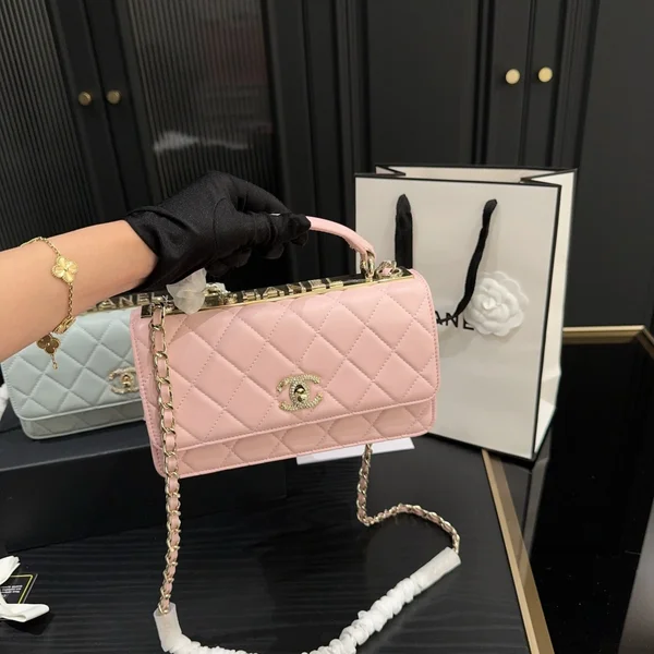 シャネルChanel 24P