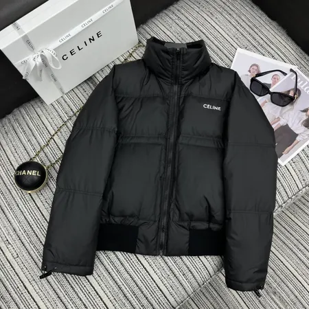 セリーヌ Celine ダウンジャケット