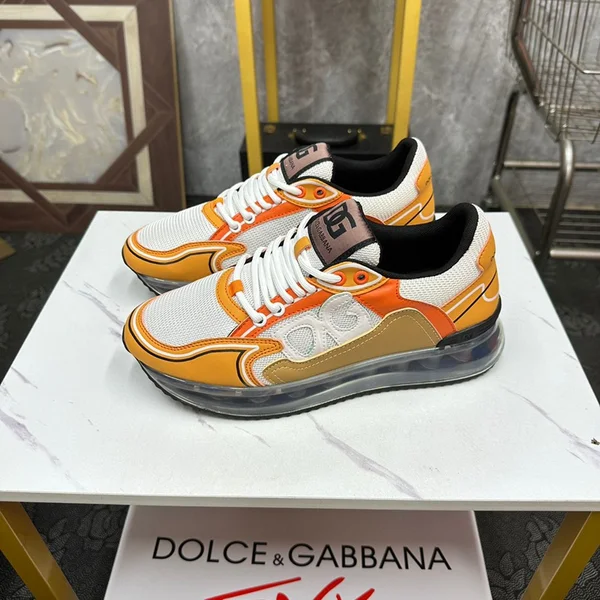 Dolce&Gabbanaロゴパッチ スニーカー