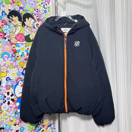 ロエベ Loewe ダウンジャケット