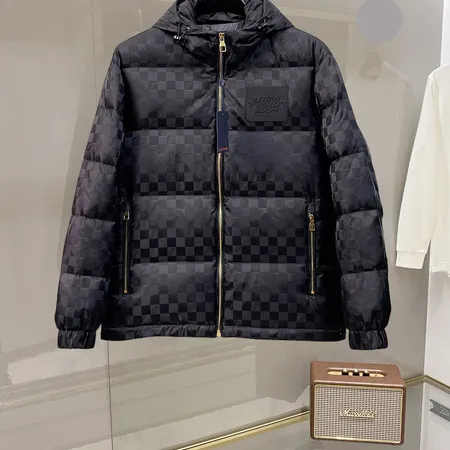 ルイヴィトン lv ダウンジャケット