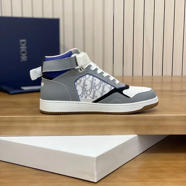 ディオール スニーカー グレー