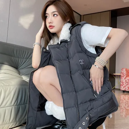 Chanelココマーク ダウンベスト