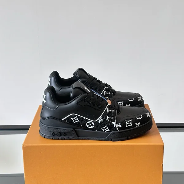 ハイブランド 靴 人気