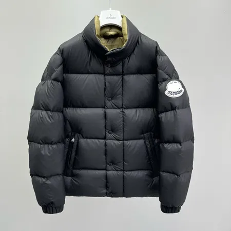 モンクレール Moncler Couyere ダウンジャケット